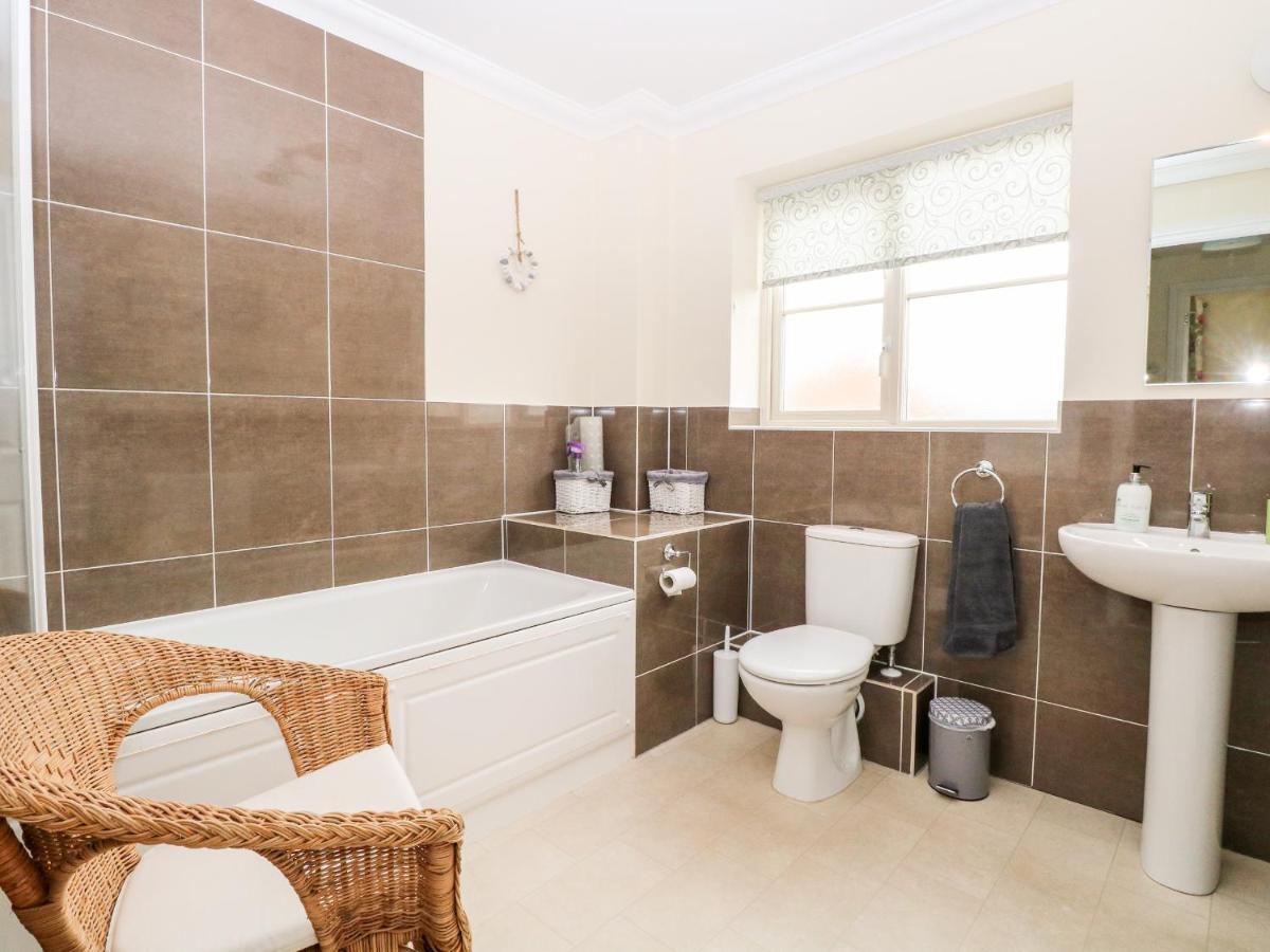 Villa Robins Nest Cromer Exterior foto